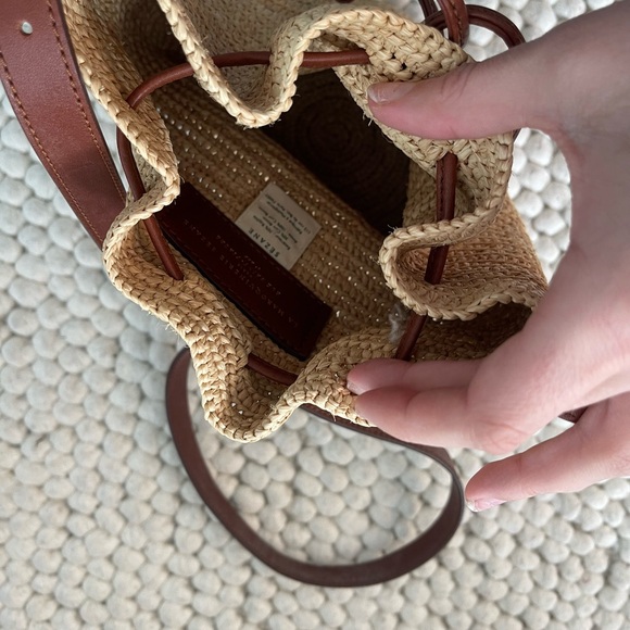 SEZANE MINI FARROW RAPHIA BUCKET BAG - Picture 6 of 8